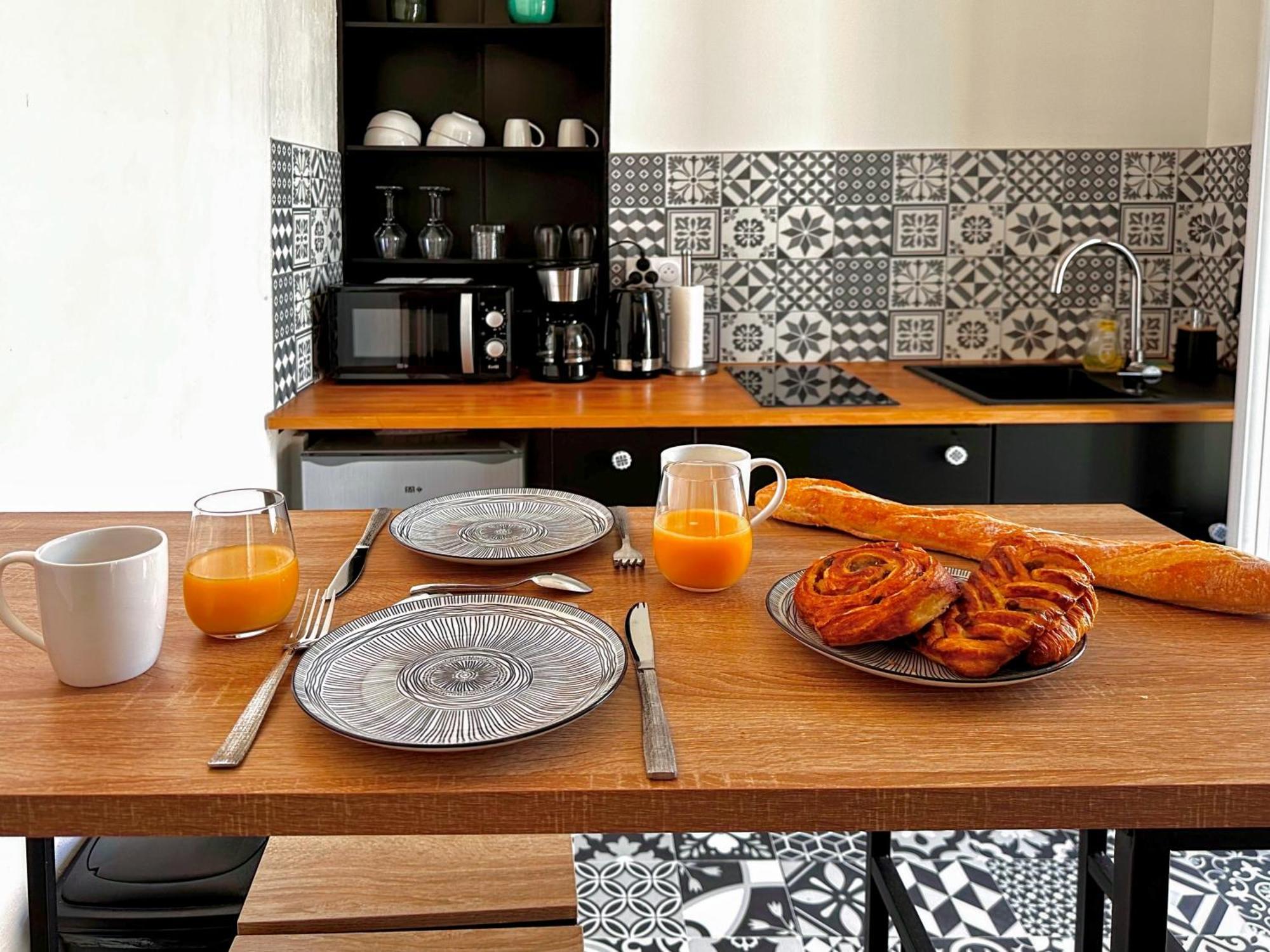 Appartement Entier Cosy Avec Balcon - Centre Montpellier Kültér fotó