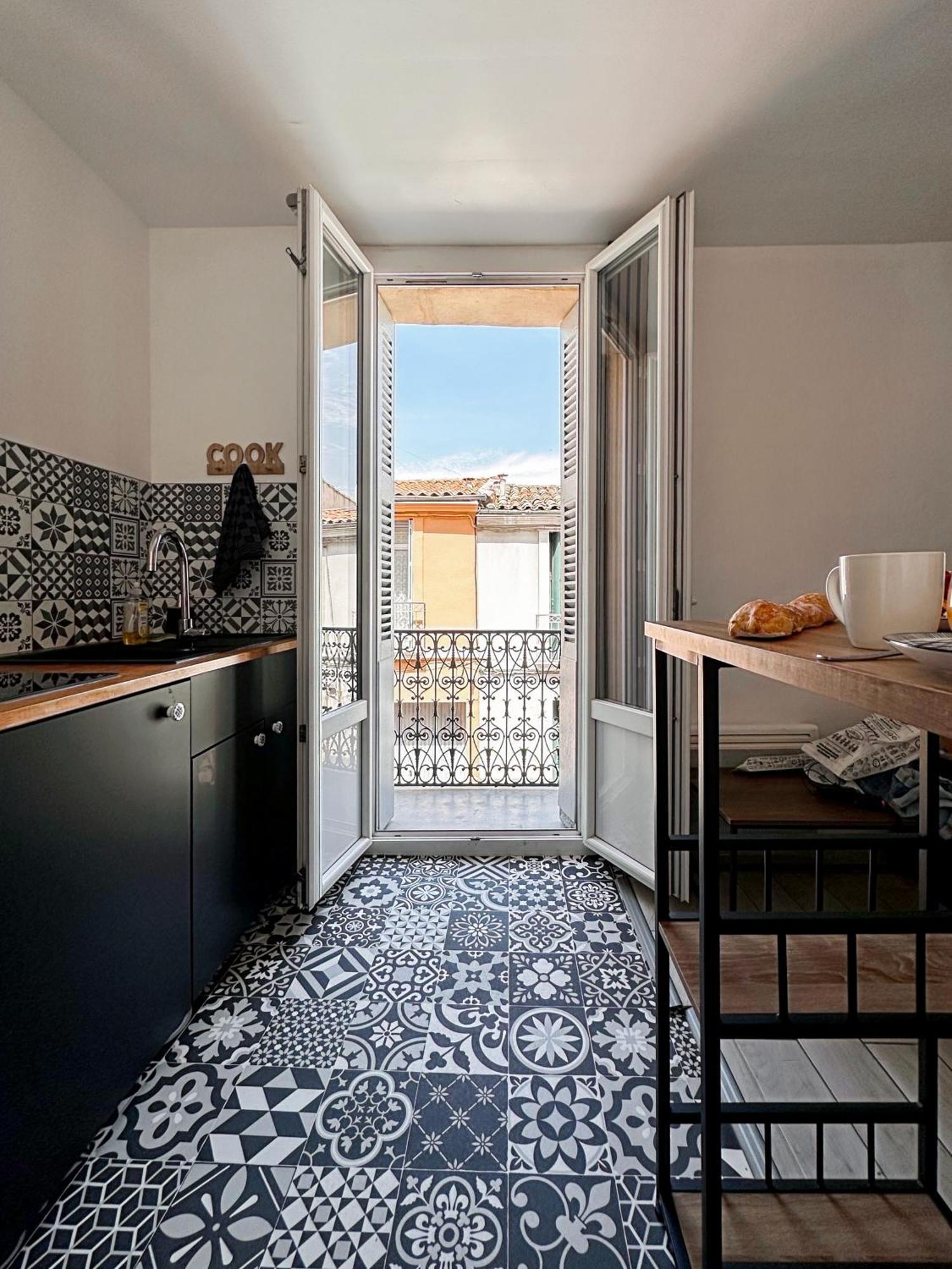 Appartement Entier Cosy Avec Balcon - Centre Montpellier Kültér fotó
